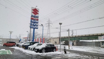 寒さに負けず、雪にも負けず！！