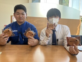 寄ってきゃーの日！！