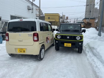 狭い道のすれ違いが・・・