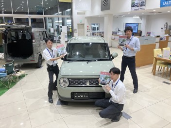 ショールームに新しい展示車登場！今週末もお待ちしてます！