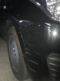 新車なのにキズがあああ・・・