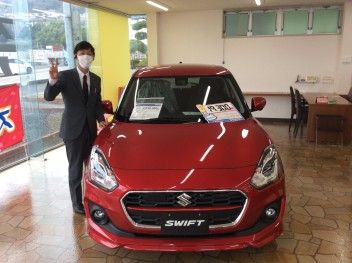 スイフト　HYBRID　RS　展示車きました！！