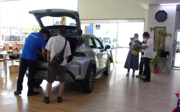 フロンクス先行展示会大盛況でした！