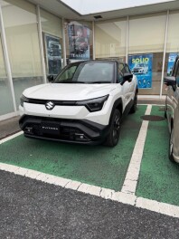 eビターラ試作車到着！