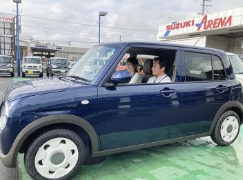 ラパンＬＣ登場！　3連休を利用してご来店下さい！！！