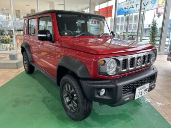 ジムニーノマド試乗車入りました！！