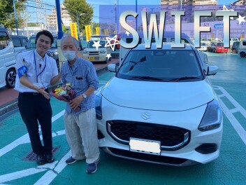 O様スイフトご納車　担当やまさき