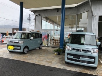 スペーシア　オフブルー