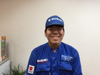 サービススタッフ　ご紹介♪