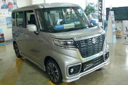 ショールームにて展示中です☆☆