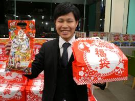 あけましておめでとうございます。２０１８年もスズキアリーナ堅田店をよろしくお願い申し上げます　／　！！！新春フェア開催！！！　１月３日（水）～１月５日（金）は、新車ご成約検討されている方必見！ぜひご来店ください♩♩