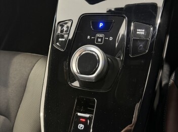 今週末、藤見でしか乗れない車！！