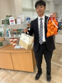 お客様からプレゼントを頂きました！！