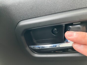 ドアミラーの電動格納ON/OFF設定！！