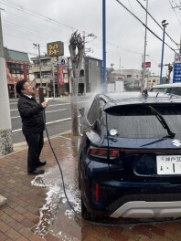 寒いですが気合入ってますよ！