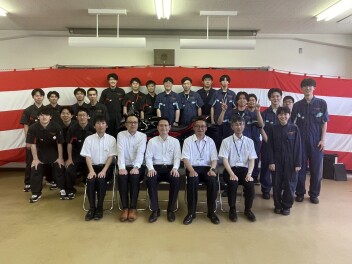 岩手県立千厩高等技術専門校様に「GSX250R」を寄贈いたしました