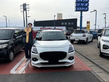I様にスイフトをご納車させて頂きました