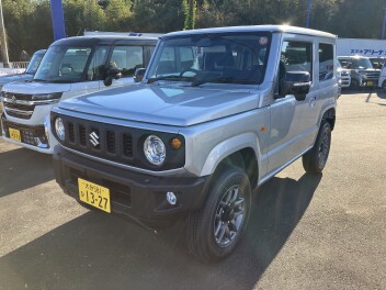 ジムニーの試乗車が来ました！