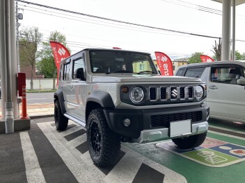 ホワイトなノマド！！　ご納車おめでとうございます！