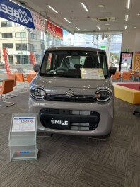 ワゴンRスマイル　絶賛展示中