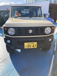 ジムニー試乗車あります。