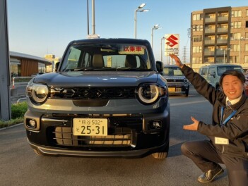 「新型クロスビー ブラックスタイル」我が店のクロスビーが用品カスタムでパワーアップ！！