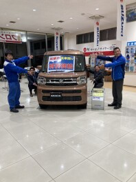 人気のスペーシア３兄弟全てご覧いただけます！！