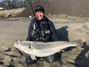 スタッフ内梨の釣行記　～宮崎の怪魚・オオニベ編～