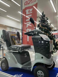 セニアカー４０周年！！