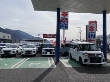 スズキの小型車大好評です！