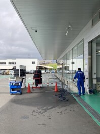 綺麗な店舗で皆様のご来店をお待ちしております
