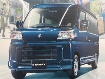 eエブリィ本日発売！！