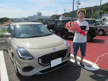 新車スイフトご納車頂きました！