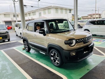 新型クロスビー試乗車入りました！！