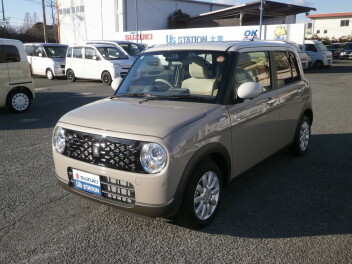 ラパン　ＨＹＢＲＩＤ　Ｘ　６型　全方位モニター用カメラ付車入庫しました