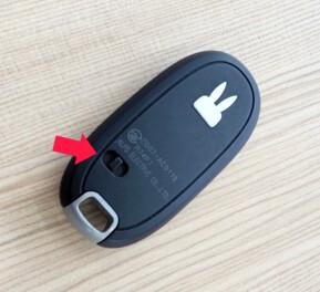 キーレス電池切れ　どうすればいいの！？