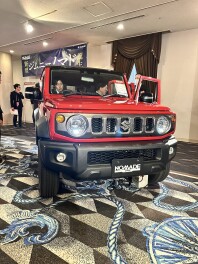 「ジムニーノマド」弊社スタッフが見てきました！