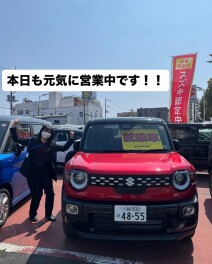 決算月最後の日曜日、はりきって営業中です！！