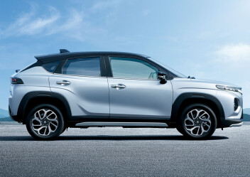 本能を刺激するクーペスタイルSUV  新型フロンクス誕生！