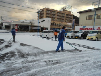 冬用タイヤ　準備はお早めに！下関市／長門市／北九州市／門司