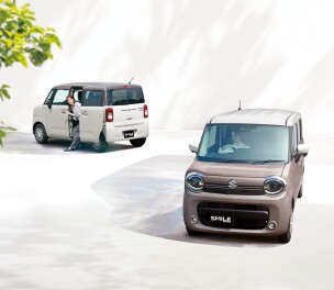 スズキ　ワゴンＲスマイル　特別仕様車