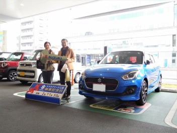 ☆★☆　S様、スイフトRSご納車です！　☆★☆