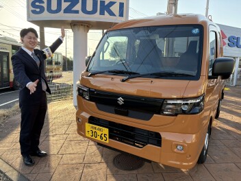 スーパーキャリイ　試乗車置いてます