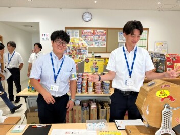 新入社員も応援に駆けつけました！