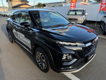 フロンクス試乗車入荷しました！！