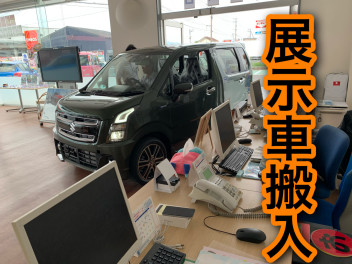 指宿も展示車搬入しちゃいました！