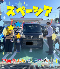 車高も高く、中も広々♪