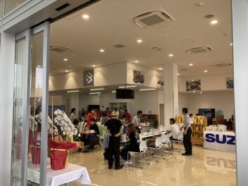 ！アリーナ白子店　オープンイベント　多くのお客様にご来店頂いています！